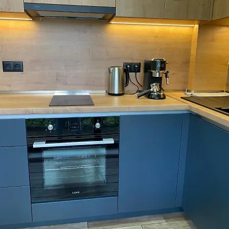 Pami Lägenhet Saints Constantine and Helena